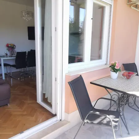 Mila Apartment Kastela