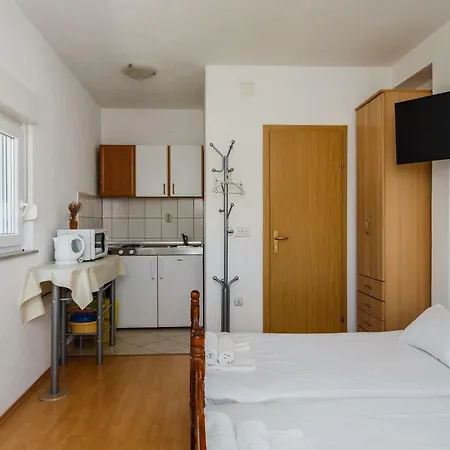 Mila Apartment *
