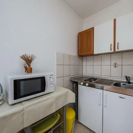 Mila * Kastela