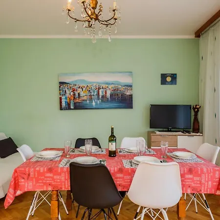 Mila Apartment